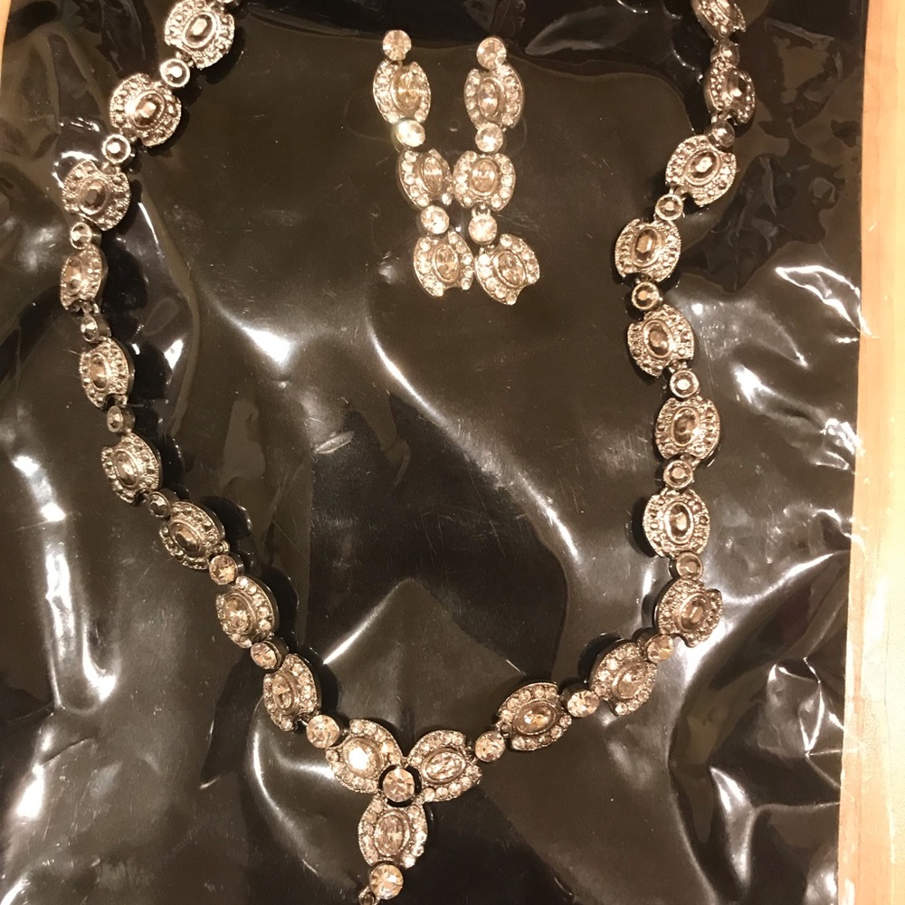 Beautiful Set - image 1